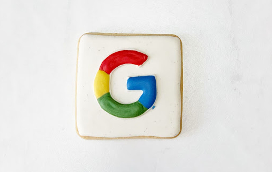 Google logo with white background