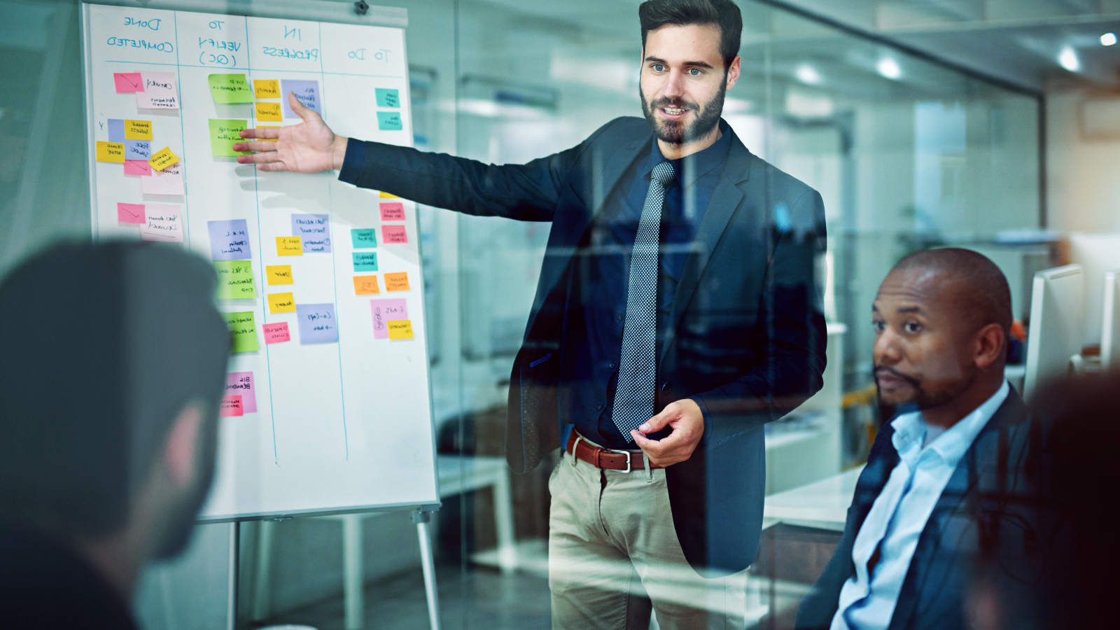 Professional presenting strategy with sticky notes